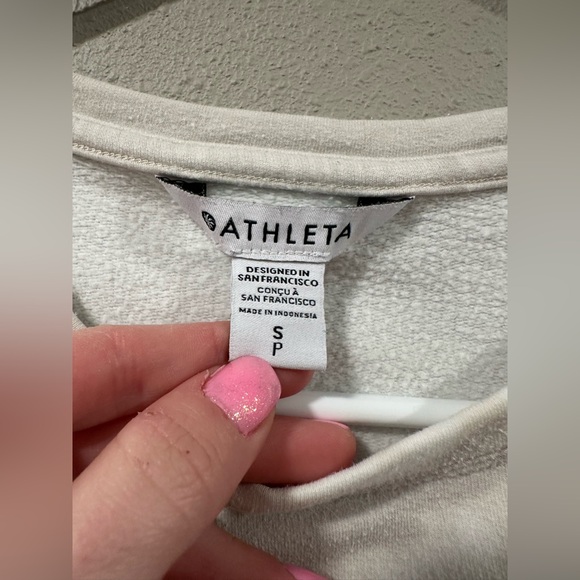 Athleta Willow Abalone Grey Long Sleeve - Picture 4 of 6